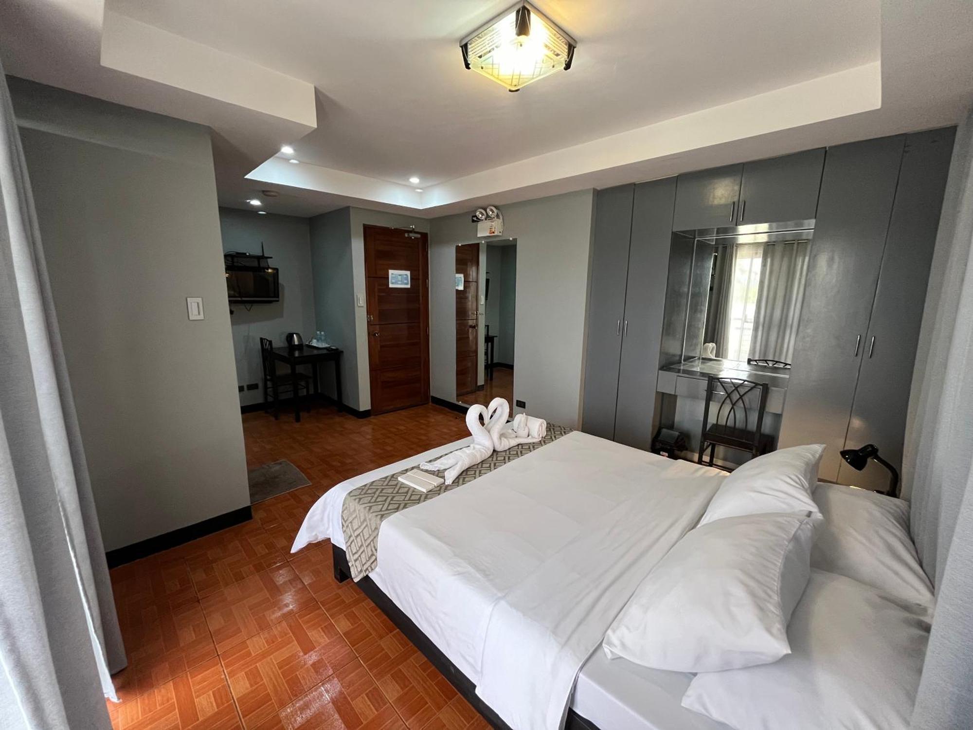 Rangya Hotel Tagaytay City Exterior foto